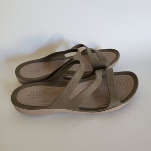 Crocs Women's Swiftwater Sandal Taupe Size 10